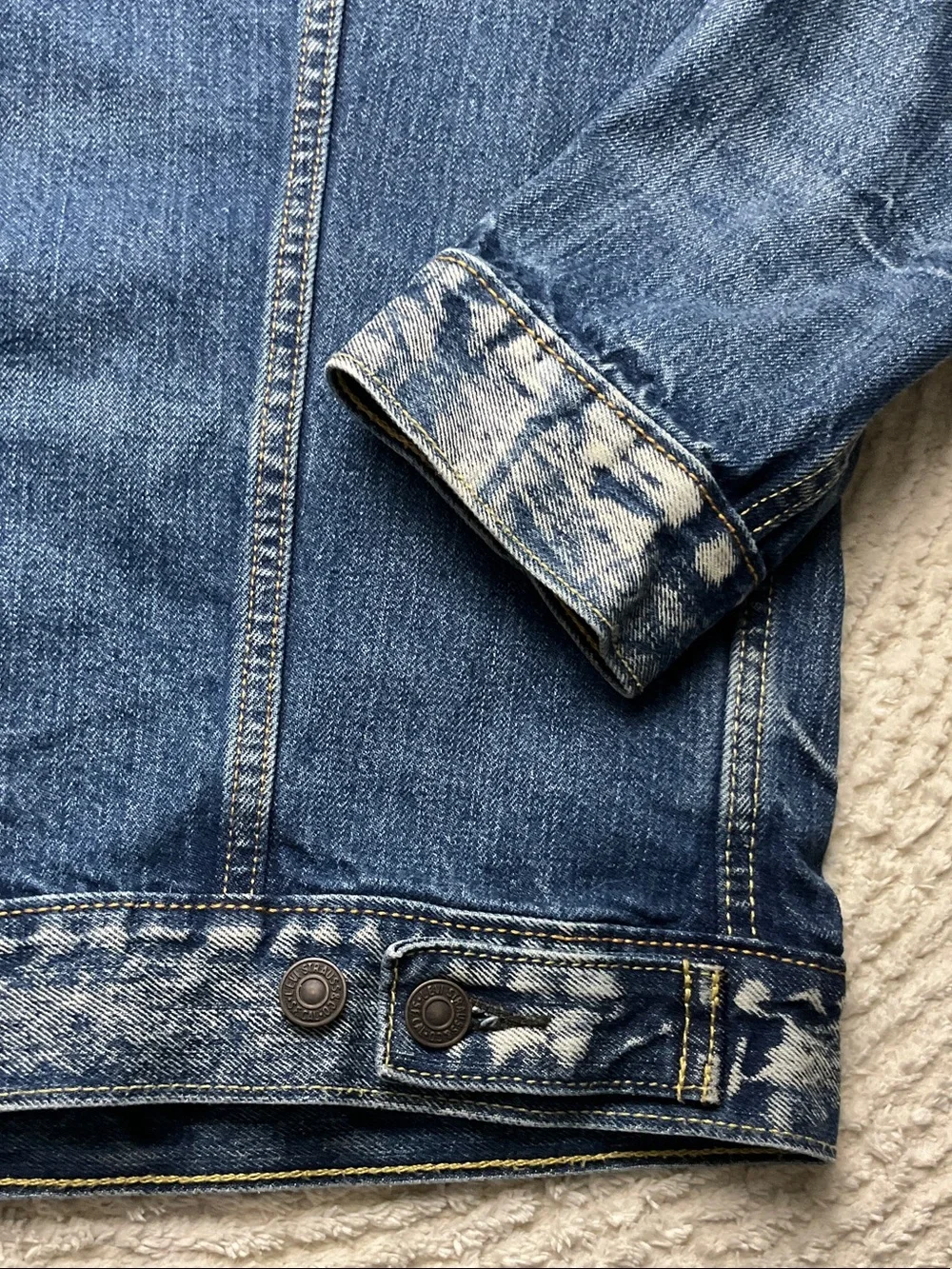 Levi's Distressed Blue Denim Jacket 72334 Size Large - Picture 13 of 16